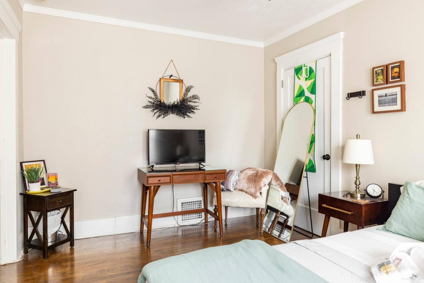 738 E Yale Apartment Fresno Ngoại thất bức ảnh